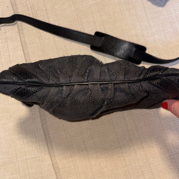 Gucci 265691 Vintage Abbey GG Shoulder Bag Black Canvas Leather Crossbody. - Picture 15 of 15